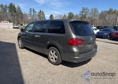 2010 Volkswagen Routan Se из США, поврежденный, VIN 2V4RW3D14AR294977